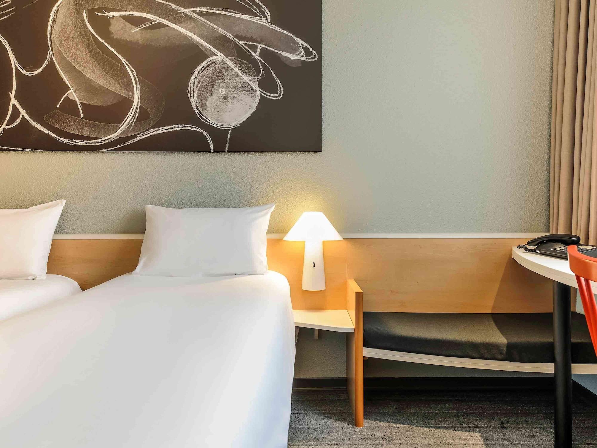Ibis Hotel Hannover City Exteriör bild